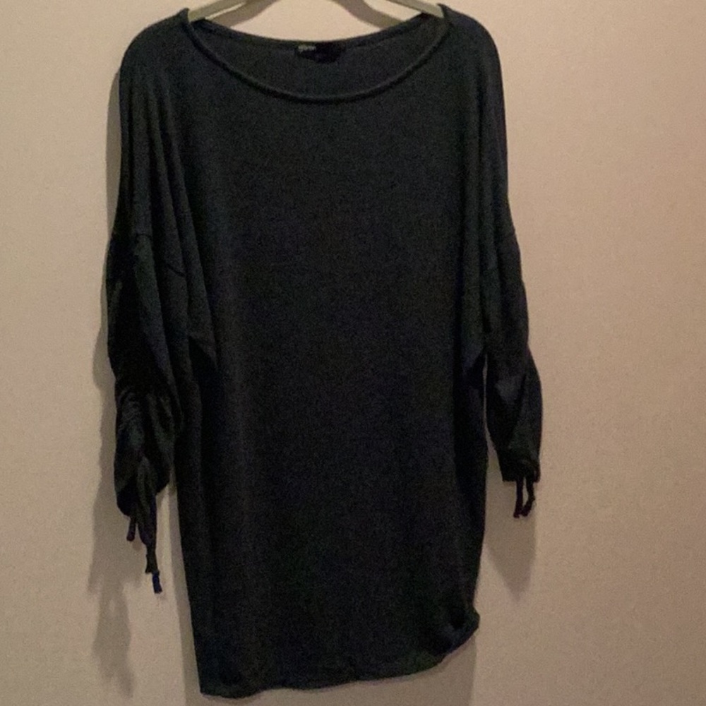 Gibson size small forest green sweater